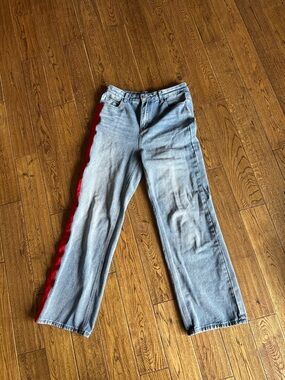 Commense white  Wash Jeans with Red Side Stripe medium